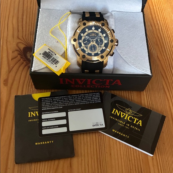 Invicta Collection Quartz Watch - Picture 5 of 15